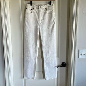 NEW Abercrombie & Fitch The Ankle Straight Jeans, size 2